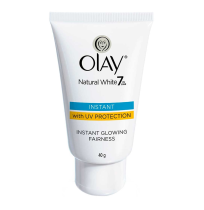 Olay Natural White Light Instant Glowing Fairness  Cream 40 g